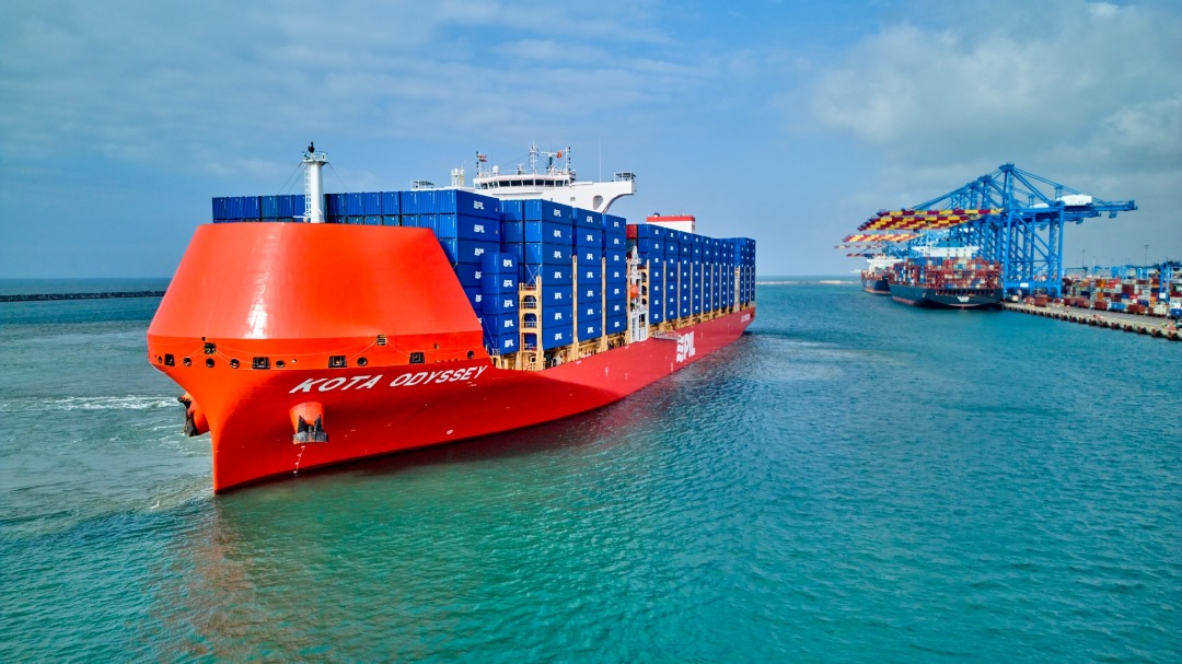 PIL marks a historic first in Ghana with the naming of its first LNG Dual-Fuel container vessel